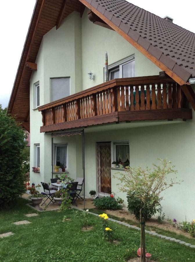 Göda Zimmervermietung Im Eigenheim מראה חיצוני תמונה